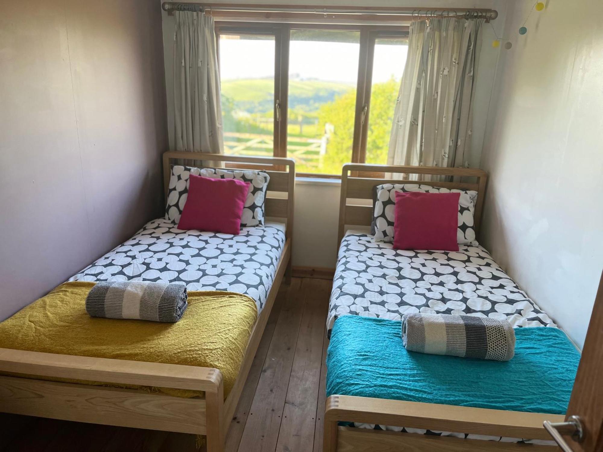 Tamarisk Cabin Bude Exterior photo